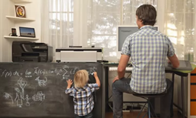 Se desconoce cuántos de los 11,500 empleados de Yahoo trabajan en casa. (Foto: Getty Images)