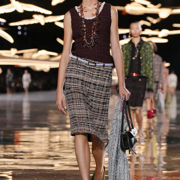 Chanel S27 070.jpg
