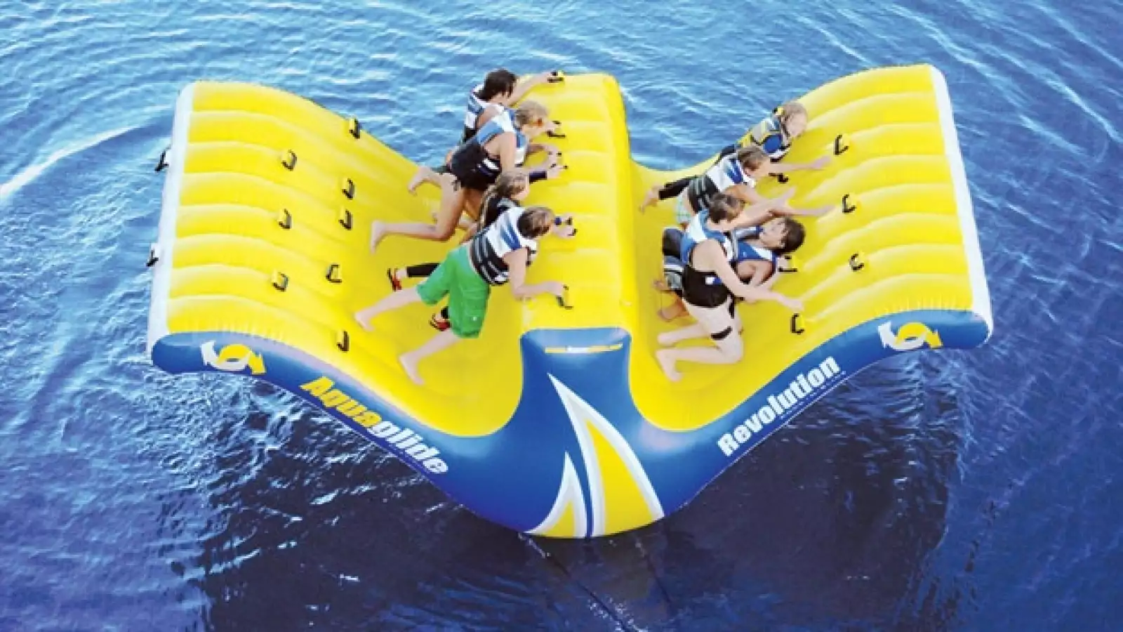 vacaciones inflable agua playa