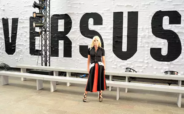 Versus Versace show, Backstage, Spring Summer 2018, London Fashion Week, London, UK - 17 Sep 2017