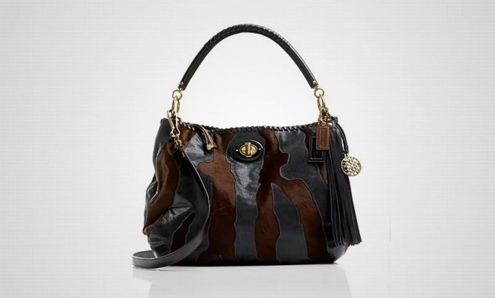 Las bolsas son altamente cotizadas por el público femenino, por su material, estilo, calidad y durabilidad.