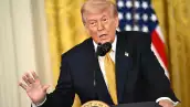 El presidente de los Estados Unidos, Donald Trump, habla durante un evento militar del Día de la Madre en la Sala Este de la Casa Blanca en Washington, DC, el 6 de mayo de 2026.