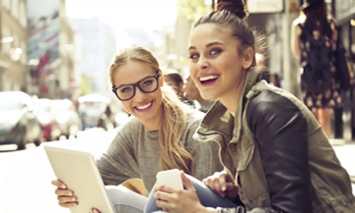 Estos jóvenes, nacidos entre 1995 y 2010, verán su trabajo como una vía para cumplir metas personales y no sólo ganar dinero. (Foto: istock )