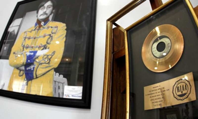Lennon obsequió la guitarra a su primo David Birch. (Foto: Reuters )