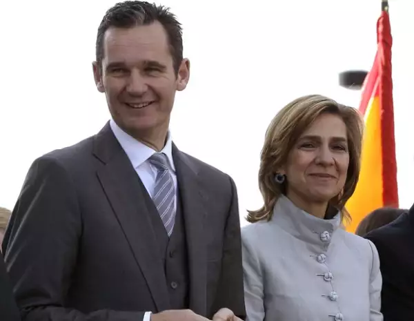 Iñaki y Cristina procrearon cuatro hijos, Juan, Pablo, Miguel e Irene.