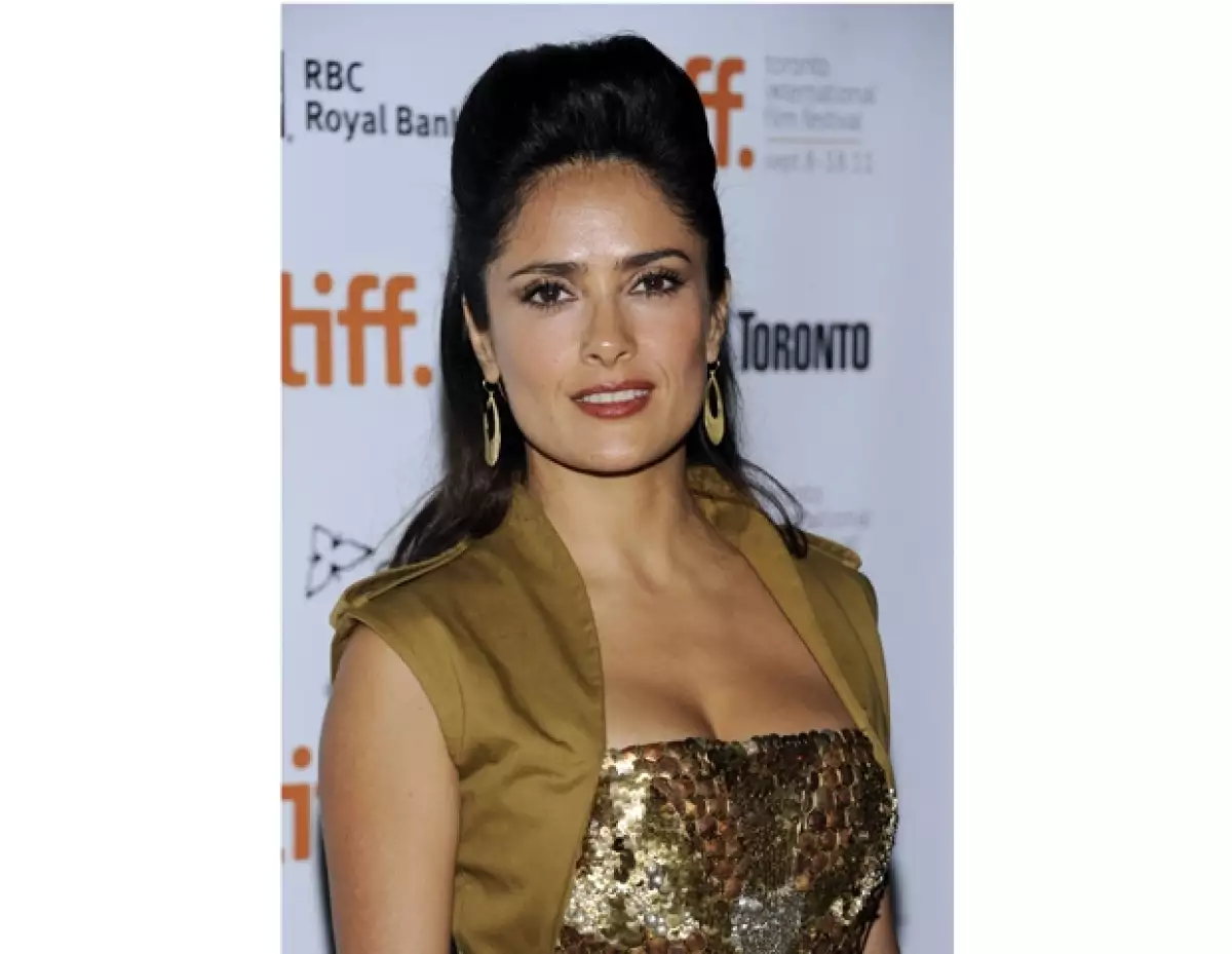 Salma también es reconocida por su estilo y elegancia.