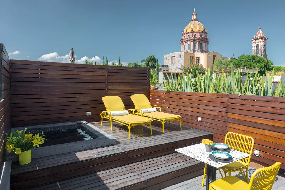 Dos Casas, San Miguel de Allende