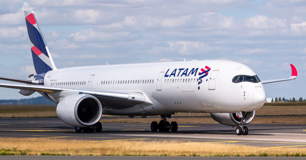 LATAM Airlines presenta plan de reestructura para dejar protección por quiebra
