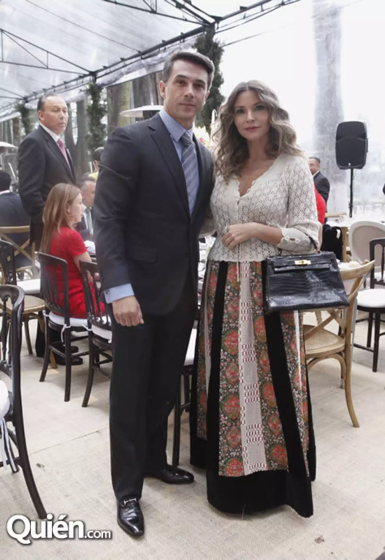 Sergio Mayer,Issabela Camil