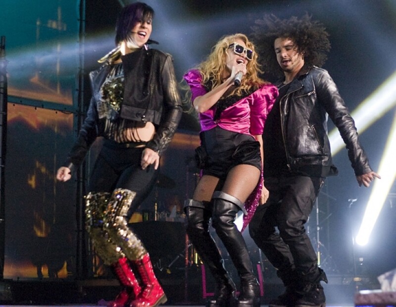 Paulina Rubio complació a sus fans con su presentación.