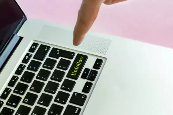 Señales de que tienes que hacer limpieza de tus redes sociales