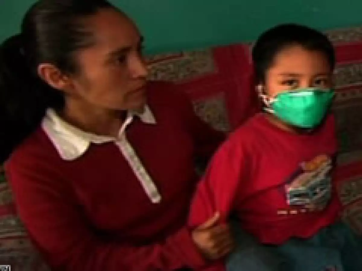 Edgar Hernández recibió tratamiento médico para recuperarse de la influenza. (Foto: Cortesía CNN)