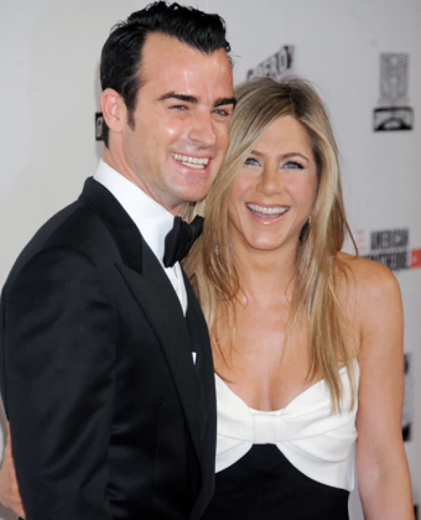 Jennifer Aniston y Justin Theroux, futuros esposos.