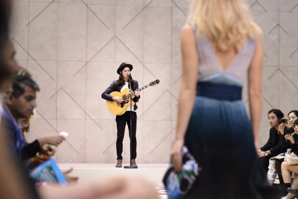 James Bay performing live at the Burberry Prorsum Womenswear Spring Summer 2015 Show