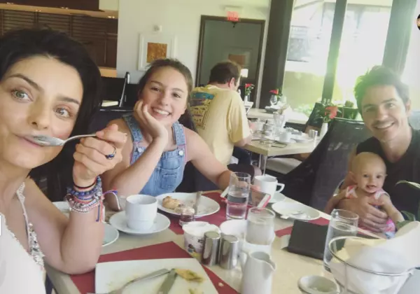 Vacaciones en Kauai de los Ochmann Derbez