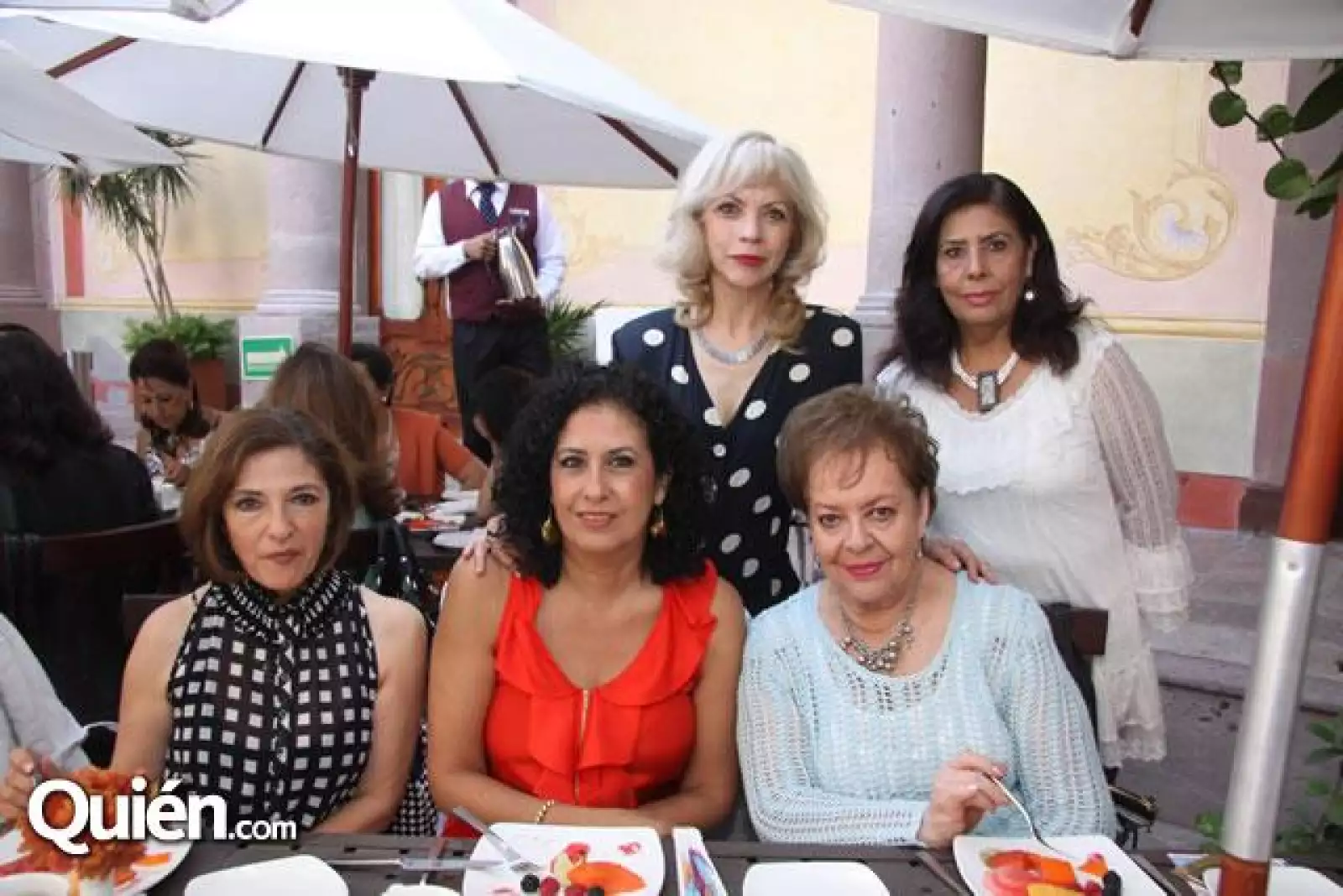 Artemiza Ruggeberg,Gloria Lara,Rosy Ocampo,Roxana Diaz,Mary del Prete