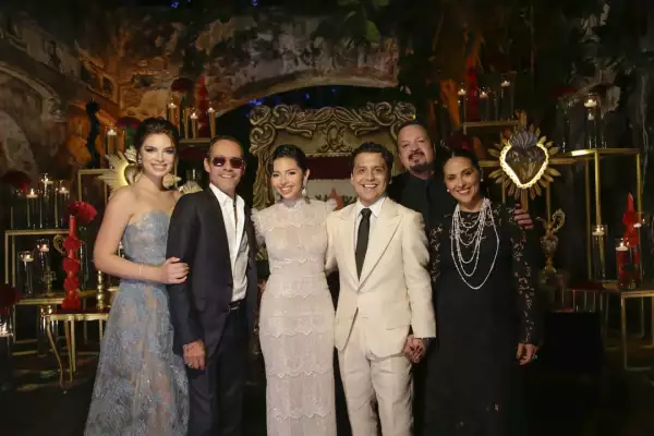 angela-y-nodal-cumplen-un-año-de-casados.jpg
