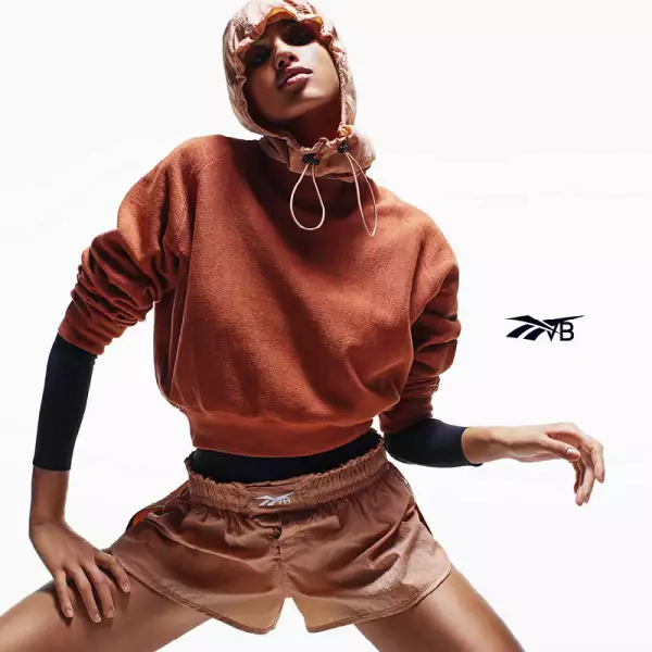 591412_C22560_SS20_Victoria_Beckham_Season3_Square_GP_08