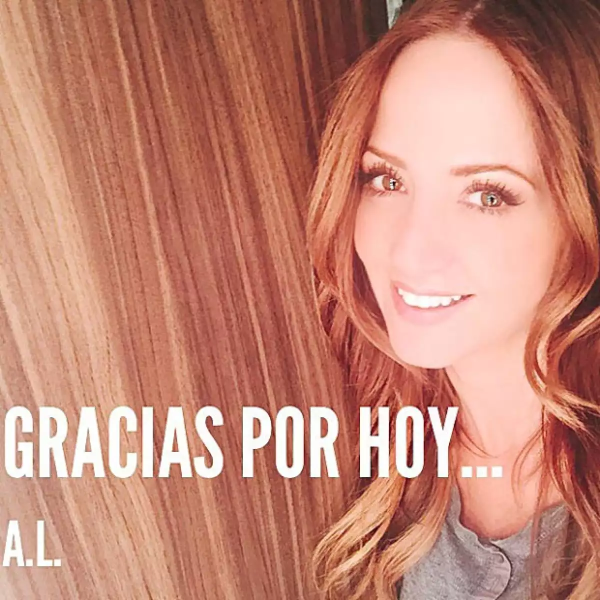 La conductora recibió múltiples muestras de cariño por sus 44 años, pero fueron tres personas las que hicieron de su día uno realmente especial.