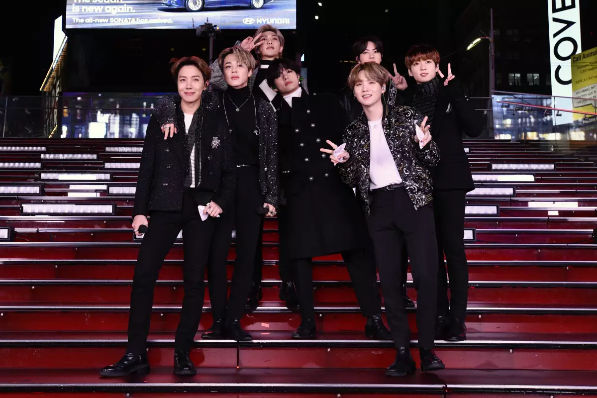 bts-podria-ofrecer-shows-durante-servicio