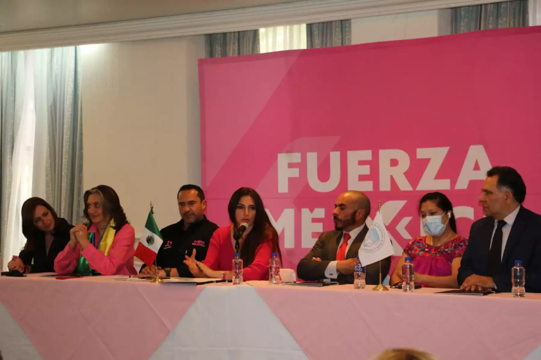 Fuerza por México.jpeg