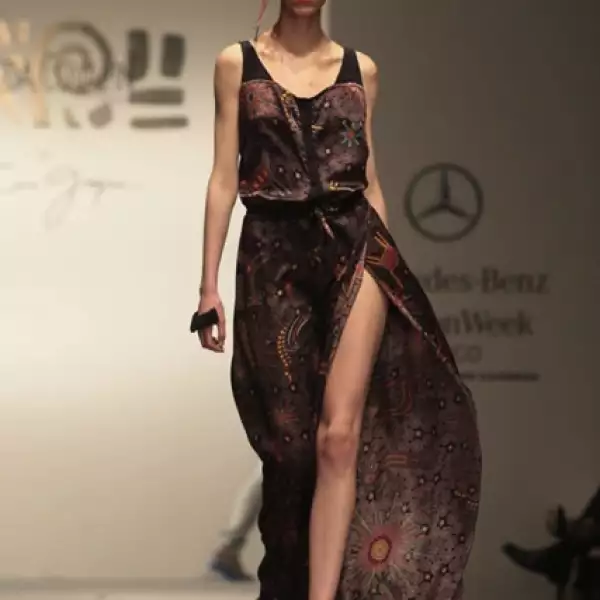 Pasarela Pineda Covalín