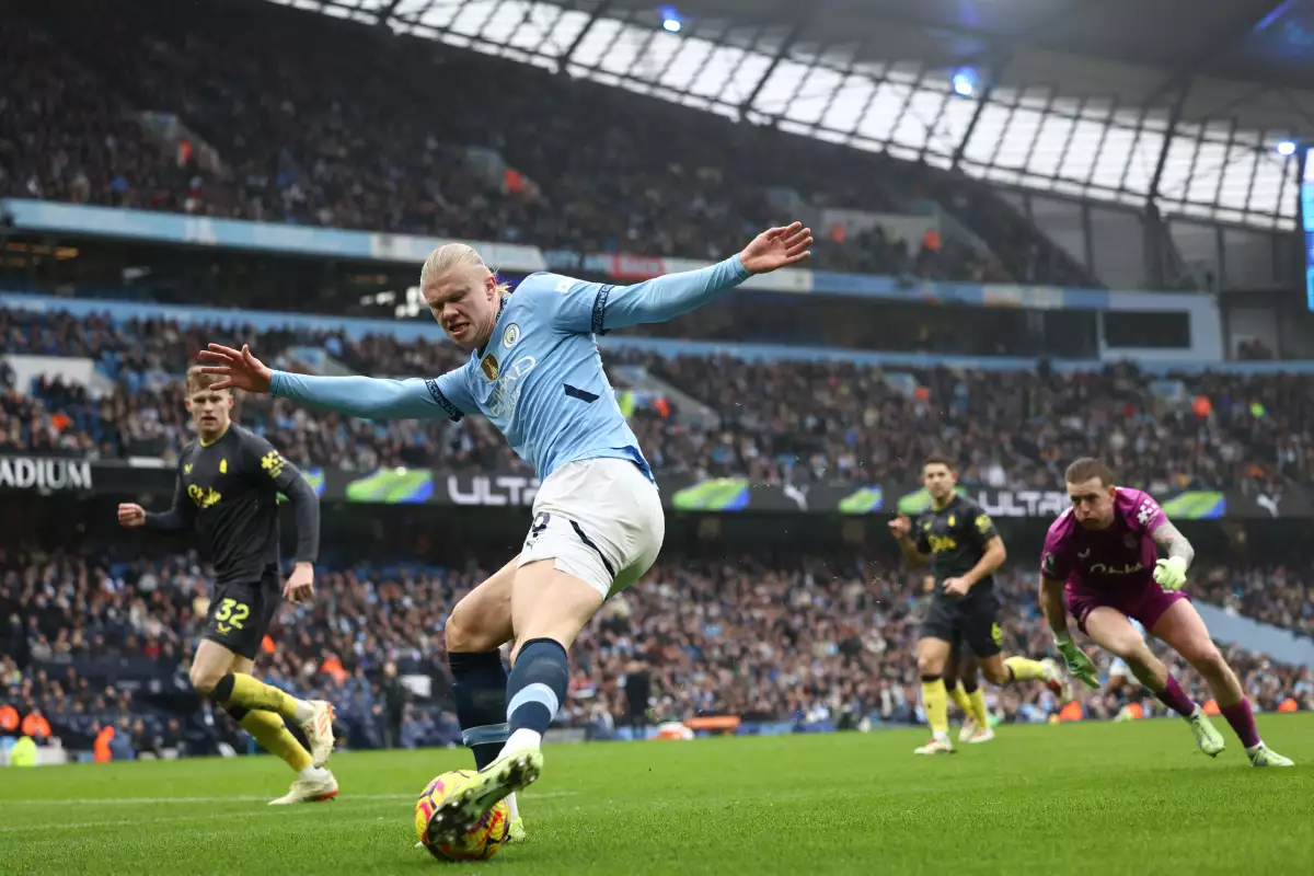 Manchester City empata contra Everton tras penal fallado por Haaland