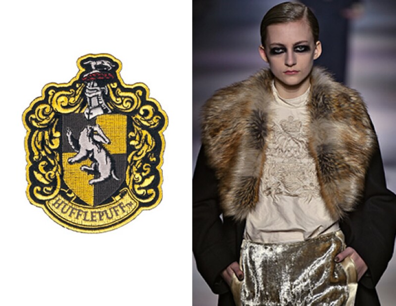 Los colores amarillo y ngero se hicieron presentes en la colecciñon de Dries Van Noten