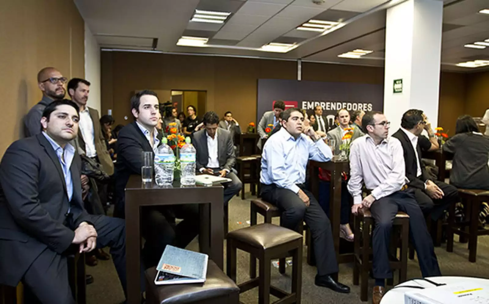 Los proyectos presentados abarcan sectores como salud, tecnología, educación, energía, alimentos, manufactura, finanzas, bioingeniería y automotriz.