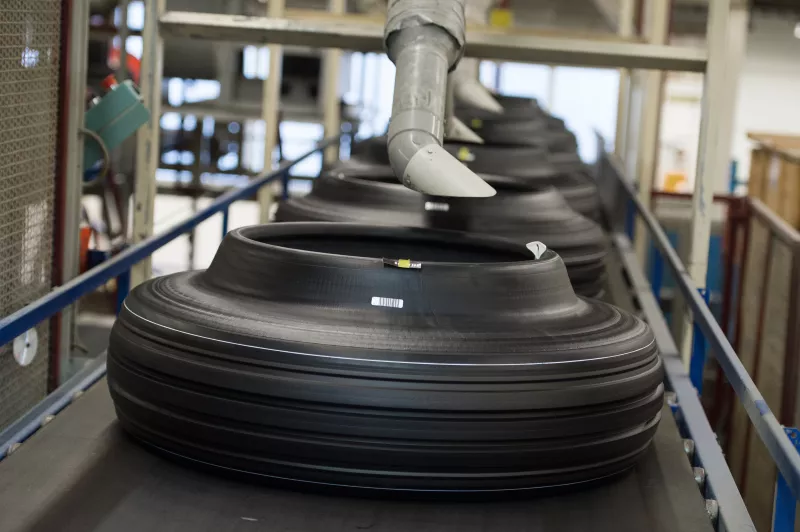 La empresa prevé que en la primera fase de producción de 4 a 5 millones de llantas serán fabricadas cada año.