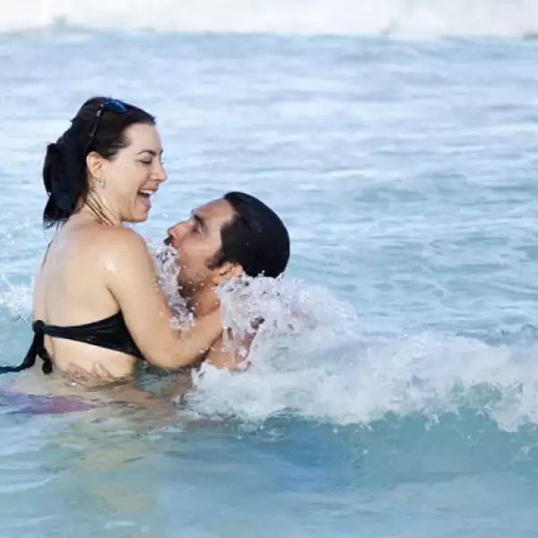 Claudia Lizaldi de vacaciones en Cancún.