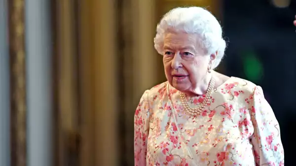 Reina Isabel II