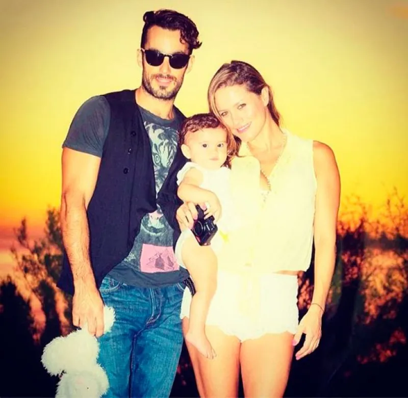 Las hijos de famosos como Jaime Camil, Aarón Díaz y Jacky Bracamontes pronto se convertirán en hermanos mayores y tendrán que compartir la atención de sus papás.
