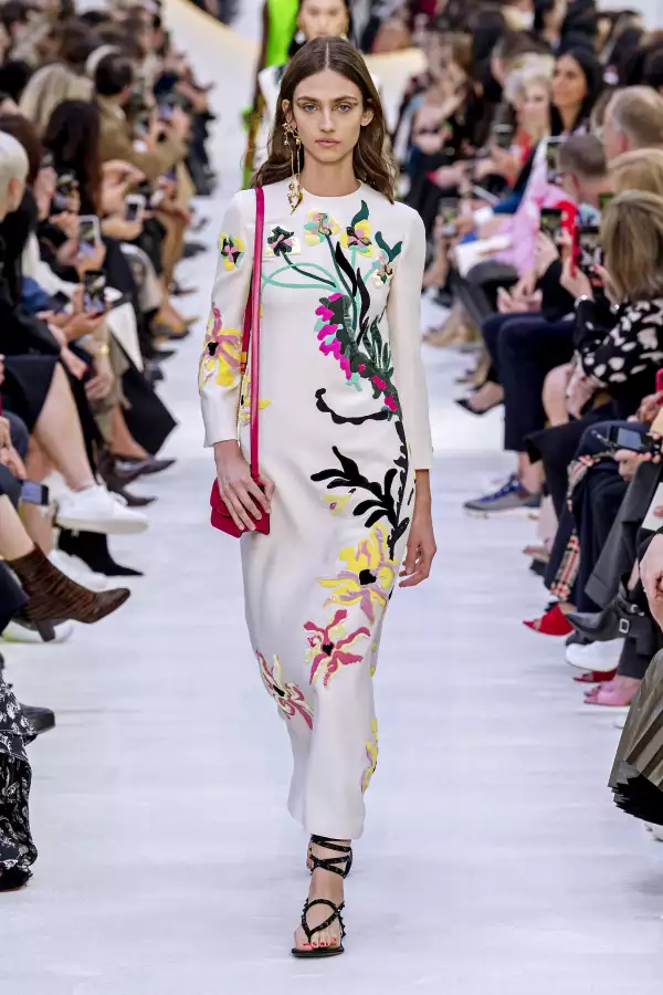 Valentino S20 078.jpg