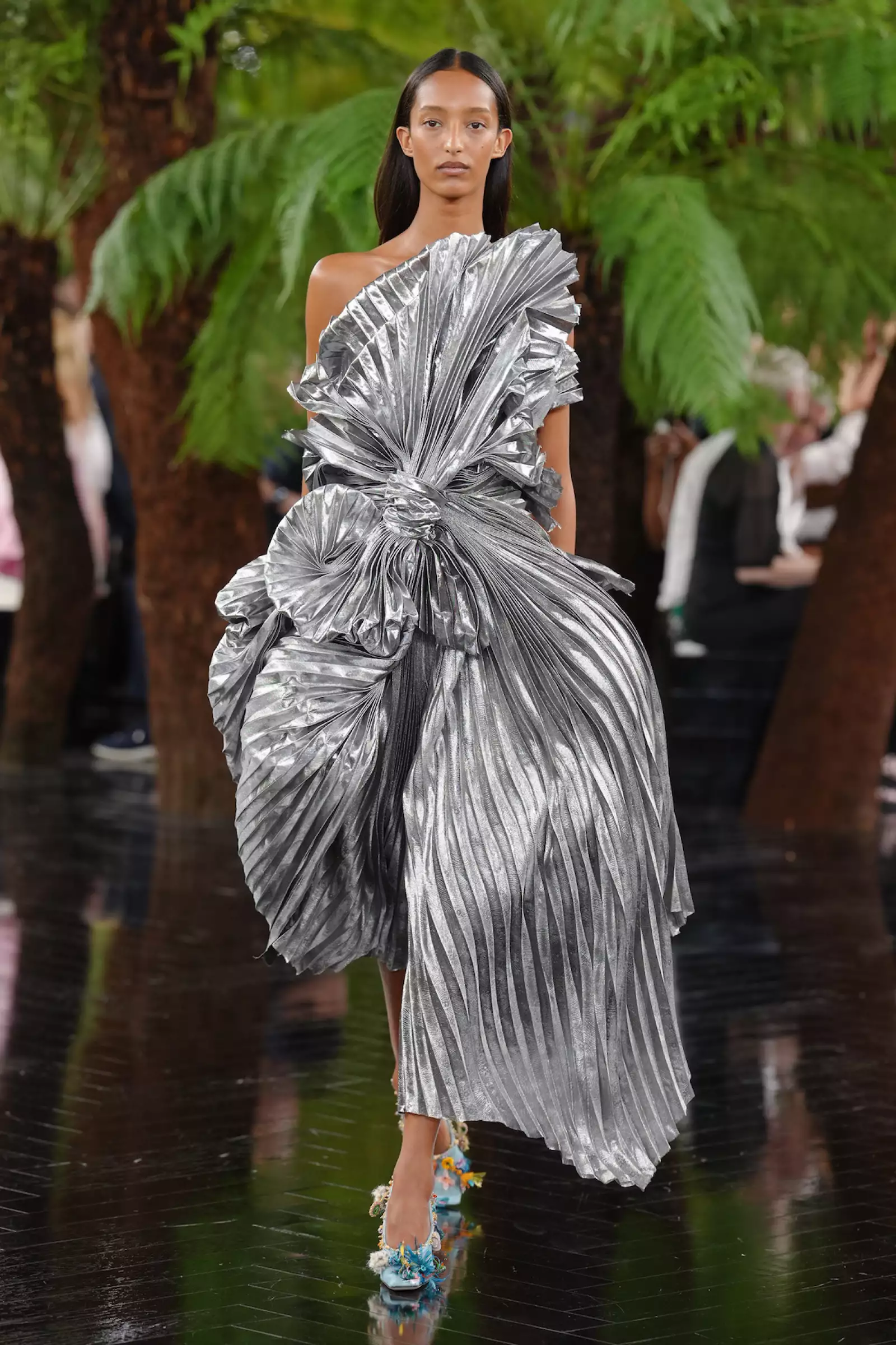 Christian Dior HC F26 008.jpg