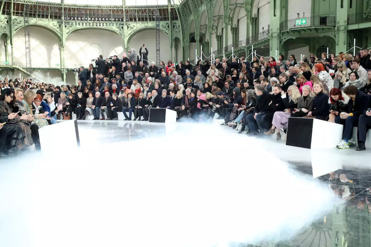 Chanel : Front Row - Paris Fashion Week Womenswear Fall/Winter 2020/2021