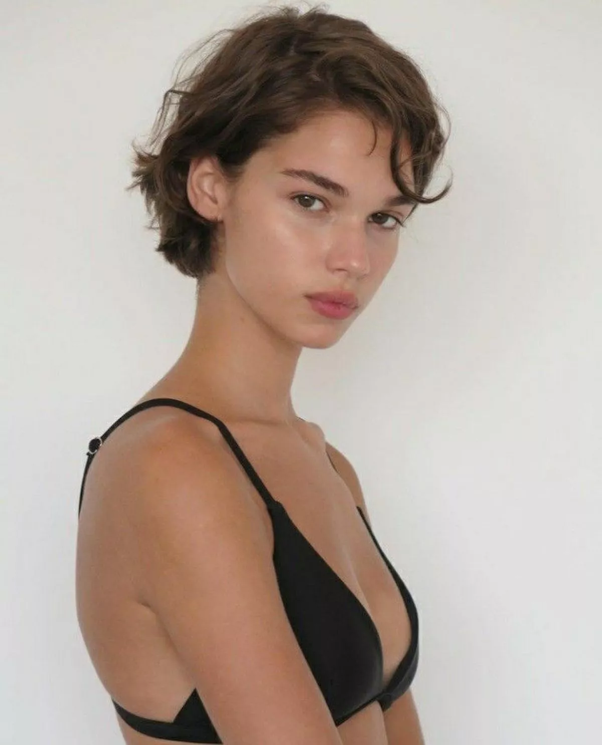 modelo corte pixie