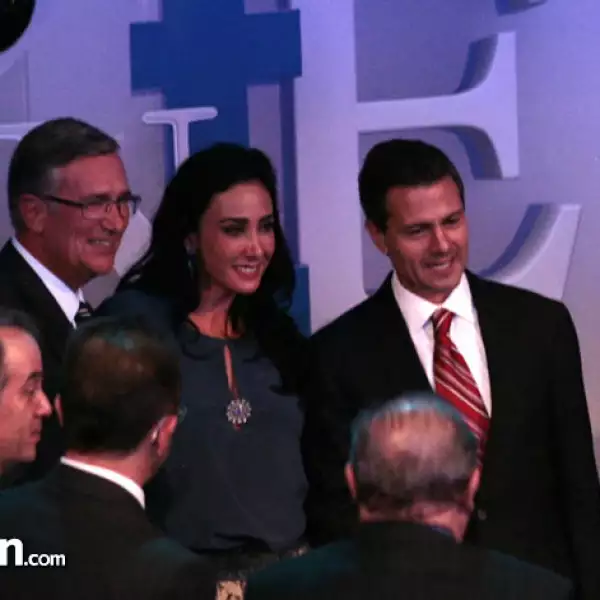 Ricardo Salinas Pliego,María Laura Medina de Salinas, Enrique Peña Nieto