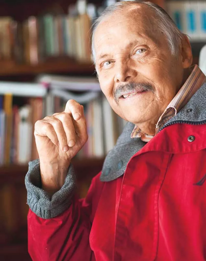 Dibujante, grabador, escultor e ilustrador ha hecho gran aportación a las artes y este año es considerado como uno de los personajes que transforman a México.