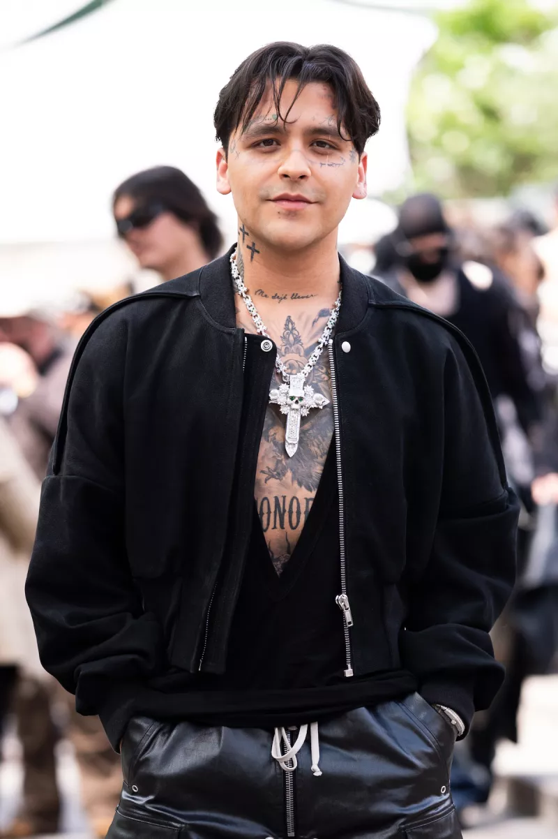 Street Style - Paris Fashion Week - Menswear Spring/Summer 2025 - Day Three