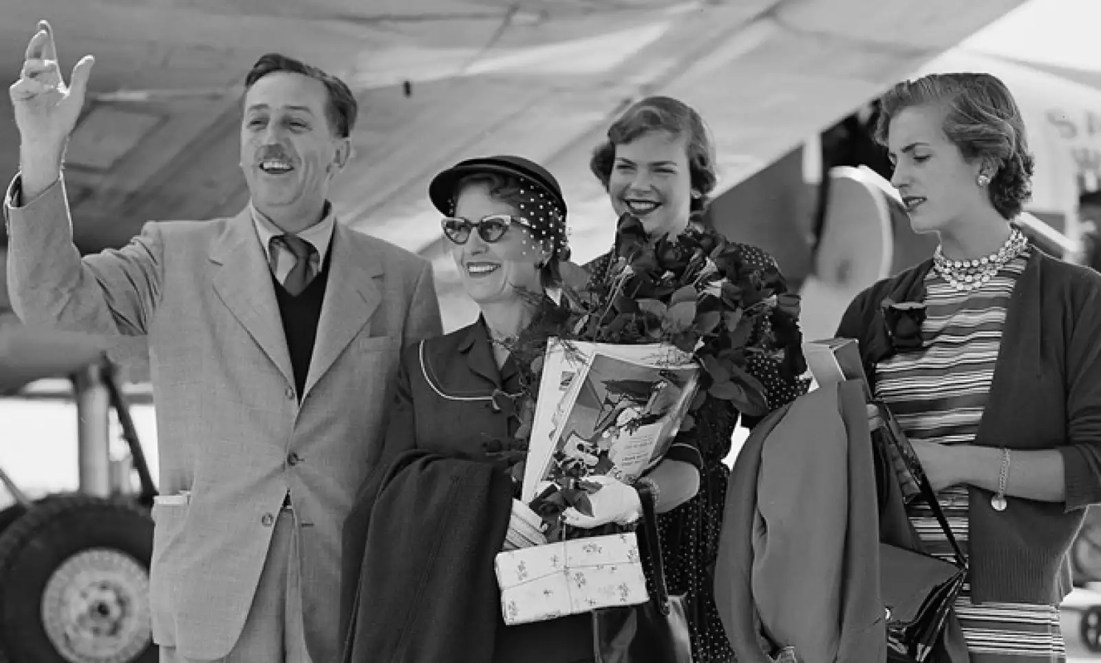 Walt Disney estuvo casado con Lilian Bounds, con la que tuvo dos hijas: Diane Marie y Sharon Mae.