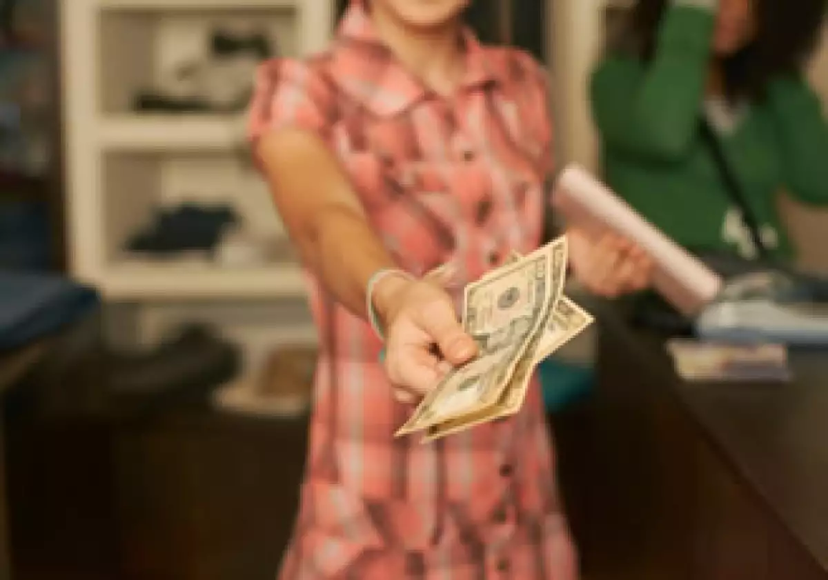 Se sincero, directo y propón plazos para cubrir un préstamo, seas quien pide o da el dinero. En un buen trato ambos ganarán. (Foto: Jupiter Images)