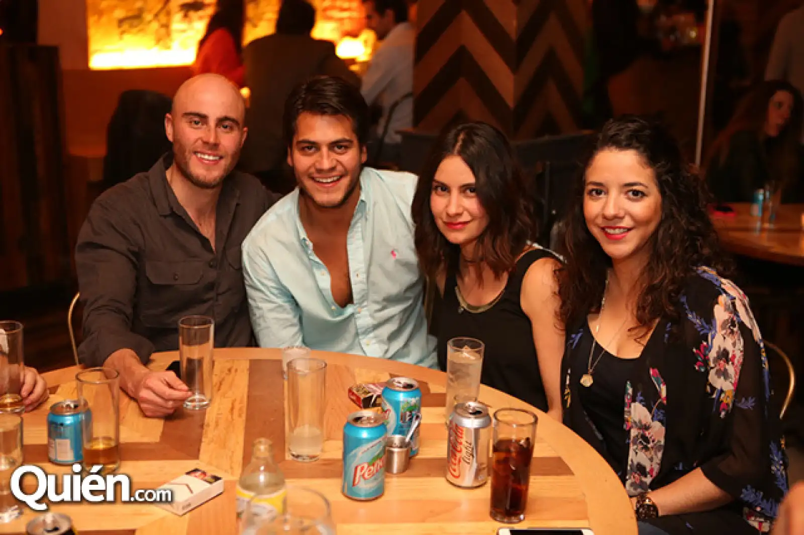 Hugo Burgos, Erick Hernández, Poly Barrera y Valentina Sánchez