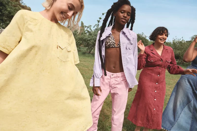 emma chamberlain levis ganni