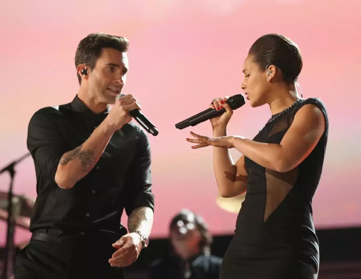 Adam Levine y Alicia Keys a dueto