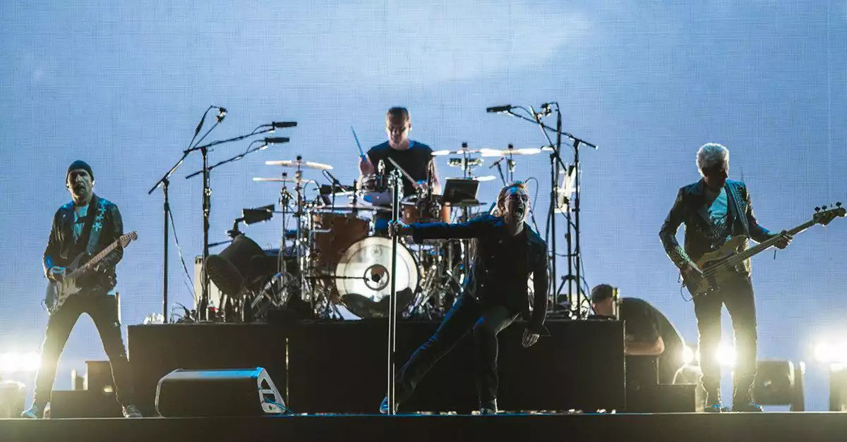 U2