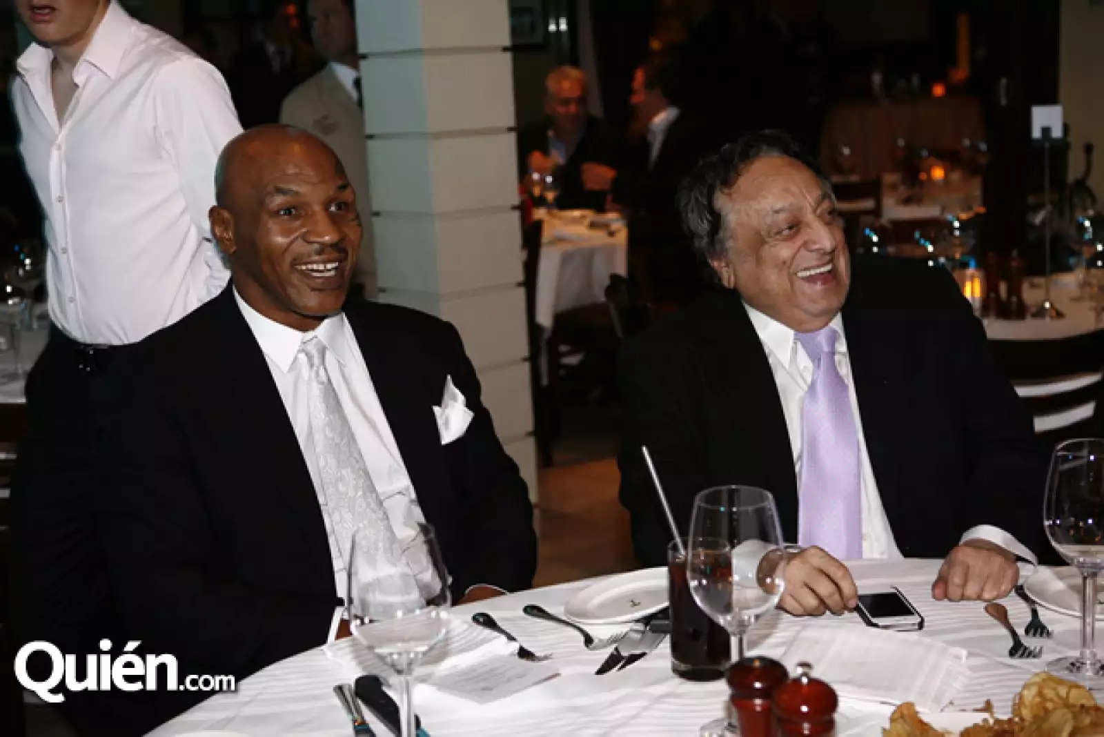 Mike Tyson y José Sulaimán