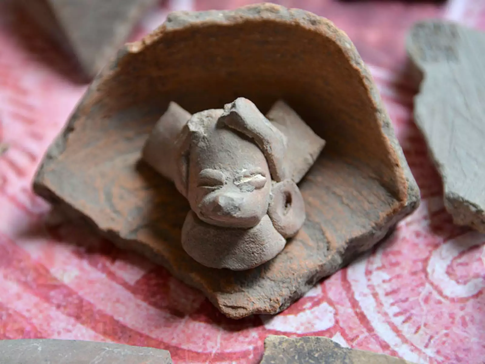 Los cráteres fueron encontrados cerca de la Calzada de los Muertos