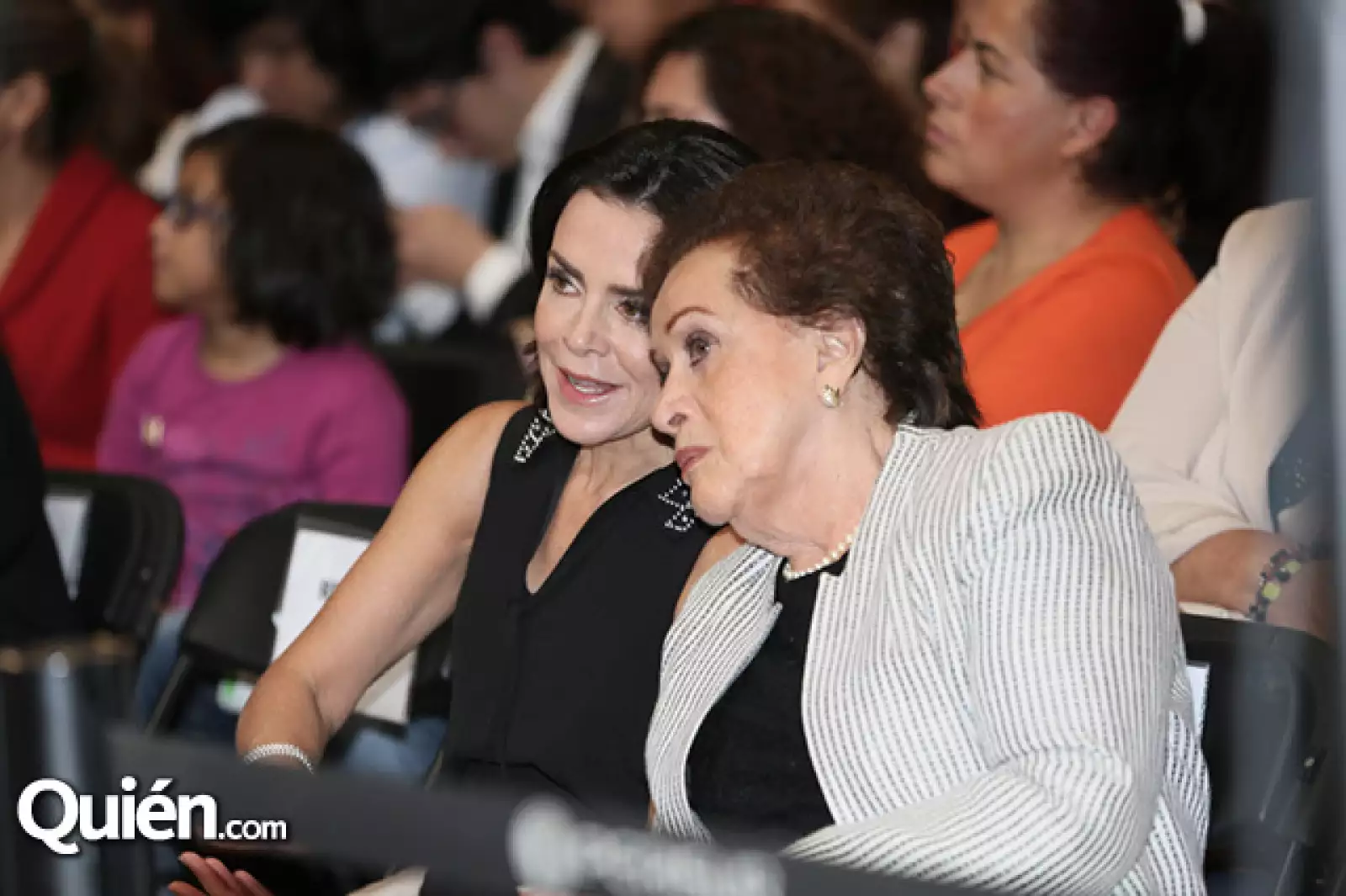 Gabriela y Gloria Calzada