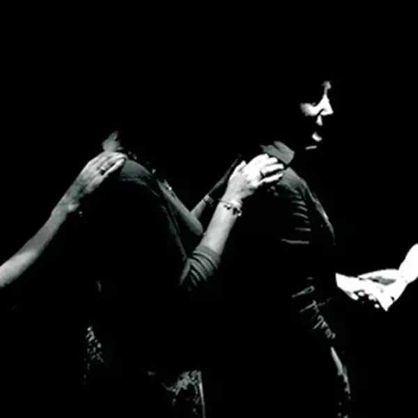 Dans le noir (Paris)